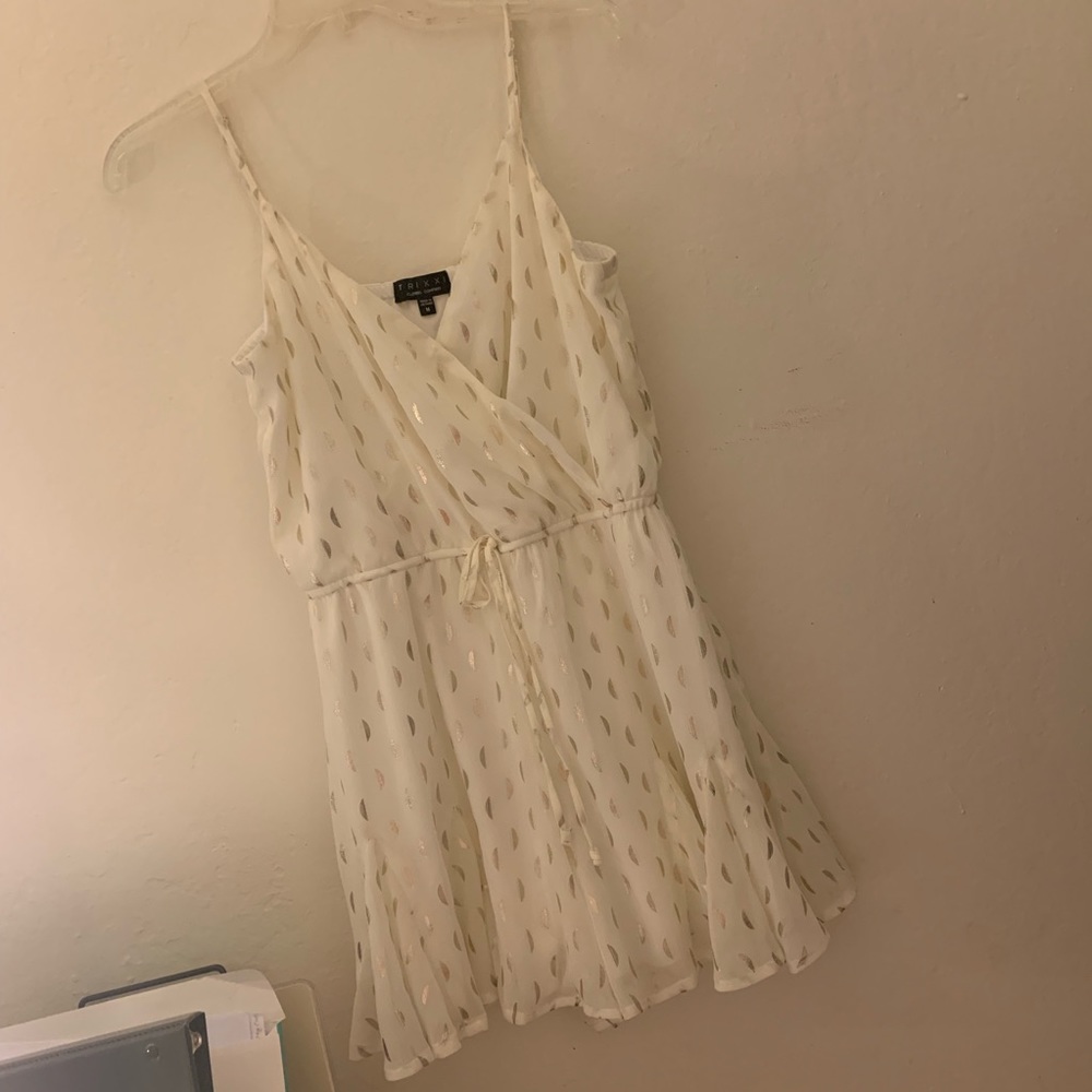 Romper - Picture 2 of 5